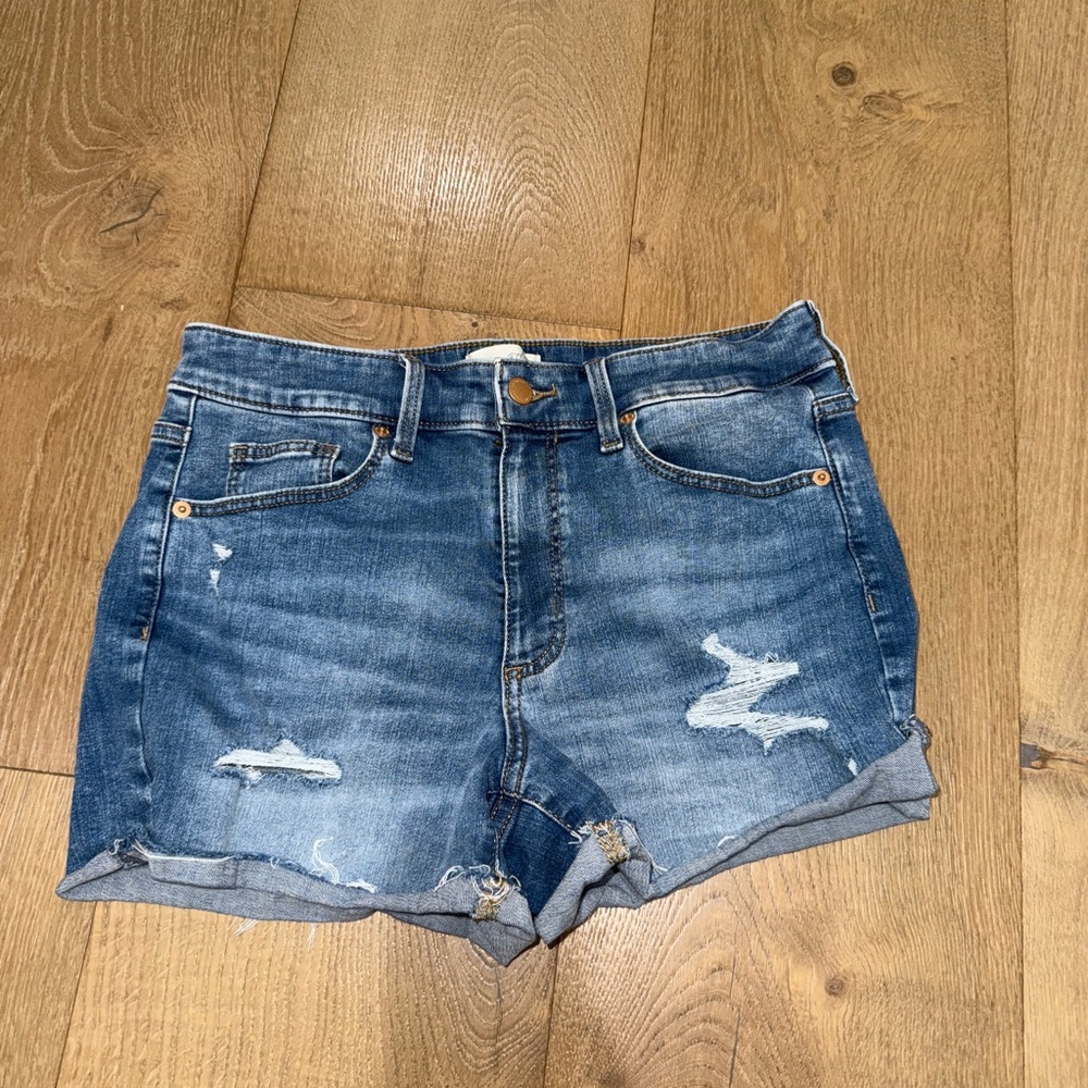 Classic Blue Jean Midi-Shorts